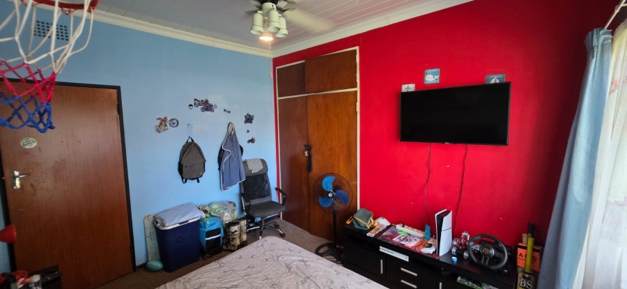 3 Bedroom Property for Sale in Declercqville North West